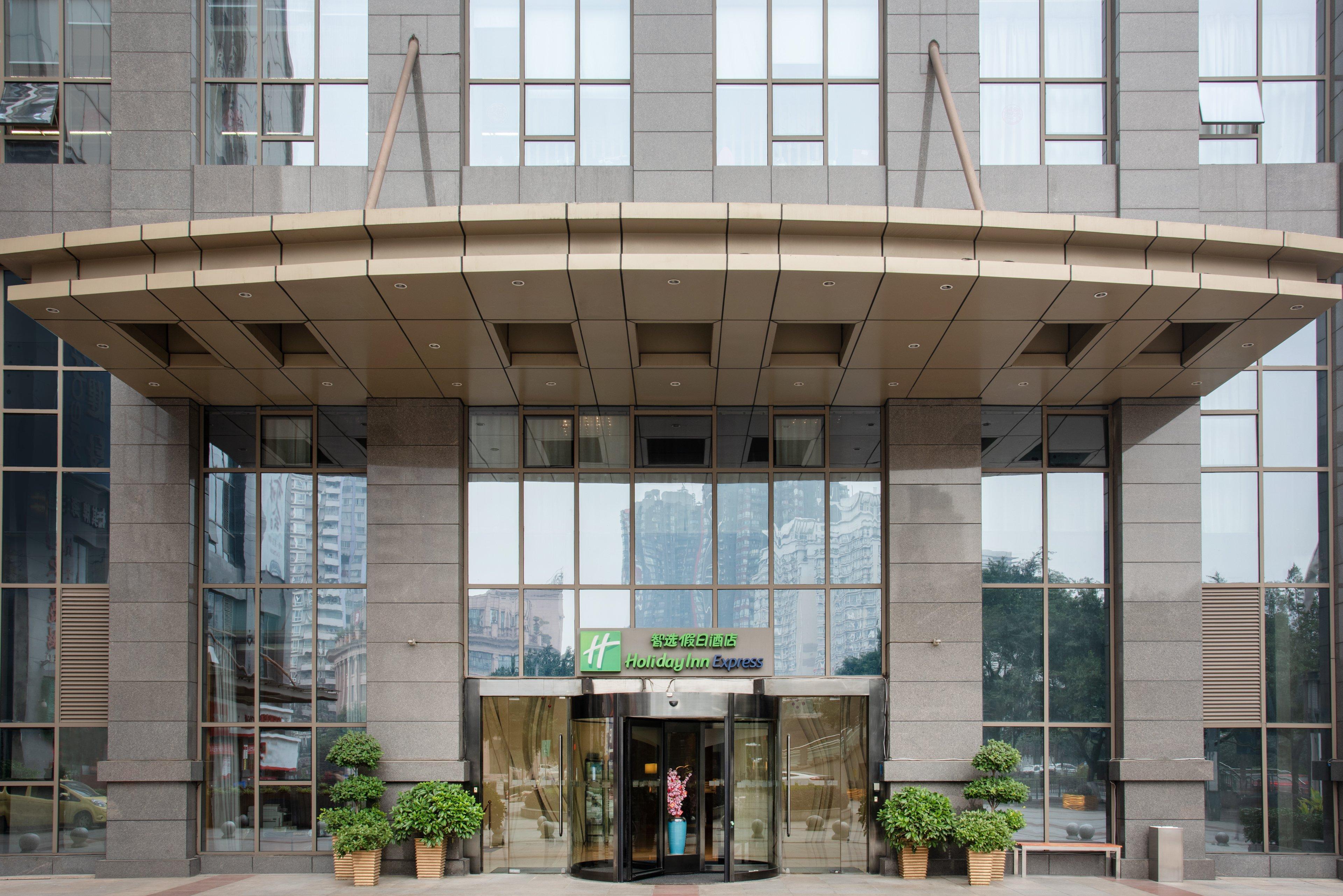 Holiday Inn Express Chongqing Guanyinqiao By Ihg Exterior foto