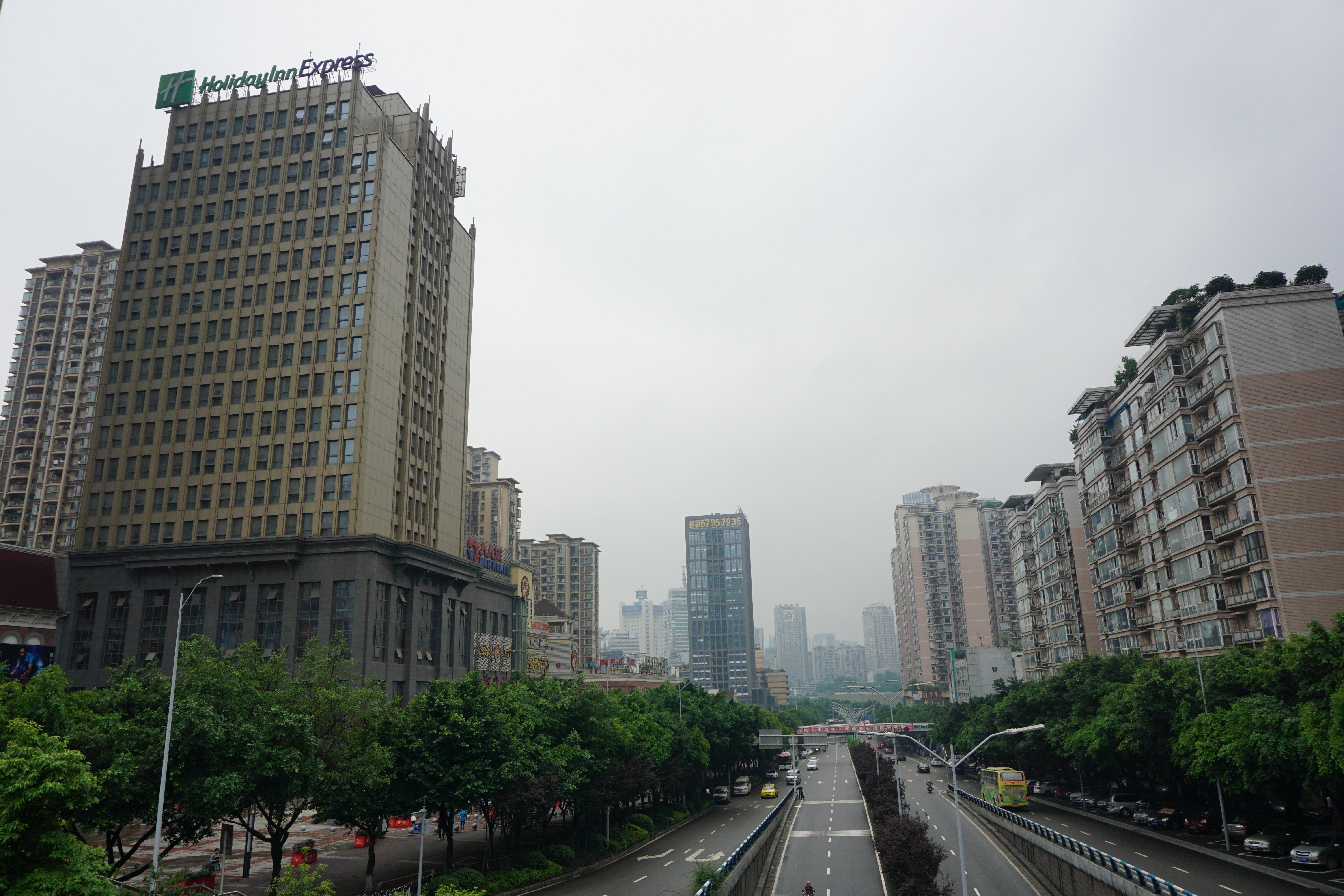 Holiday Inn Express Chongqing Guanyinqiao By Ihg Exterior foto